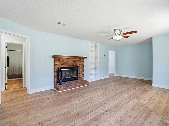 3rd image of 5224 Westwind Cir