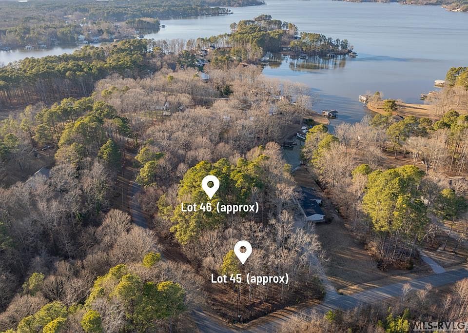 1st image of 46 W Harbor Dr