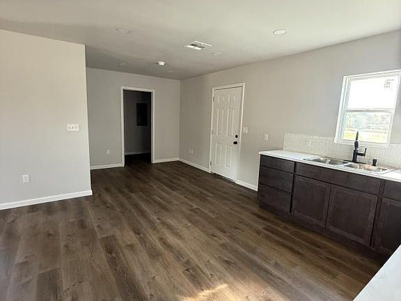 5th image of 785 Choctaw Dr