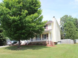 3709 Stonebridge Dr, Powell, TN 37849