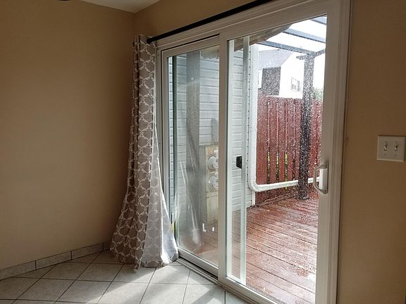 5th image of 1834 Stockton Dr