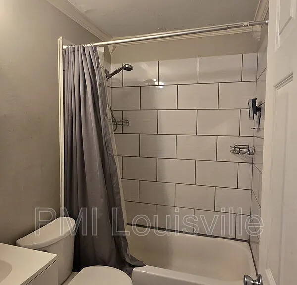 3901 Peachtree Ave — Photo 12