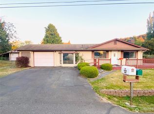 421 Spruce Dr, Forks, WA 98331