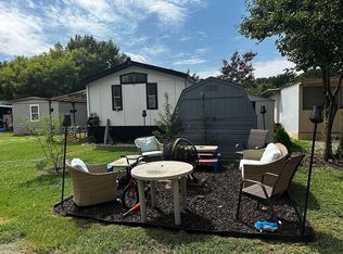 302 Live Oak Ln, Flower Mound, TX 75022