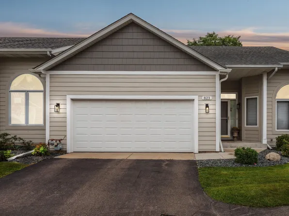 823 Southcross Dr E, Burnsville, MN 55306