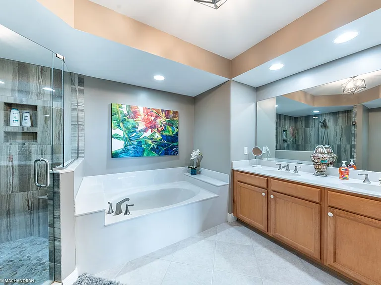 3313 Sunset Key Cir #402 — Photo 31