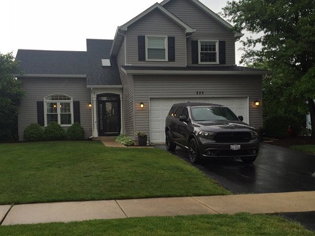 1st image of 205 Magnolia Dr