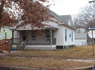 445 NE Emmett St, Topeka, KS 66616