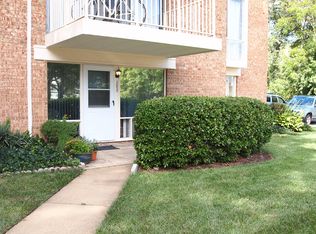 2655 Redcoat Dr #111, Alexandria, VA 22303