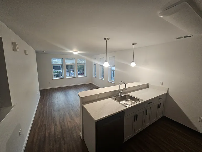 Clinton Lofts — Photo 28