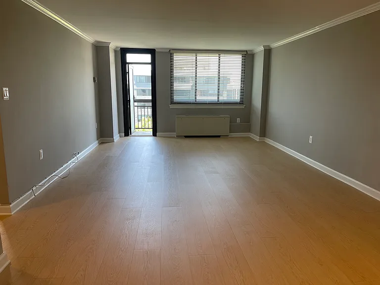 801 N Pitt St #901 — Photo 2
