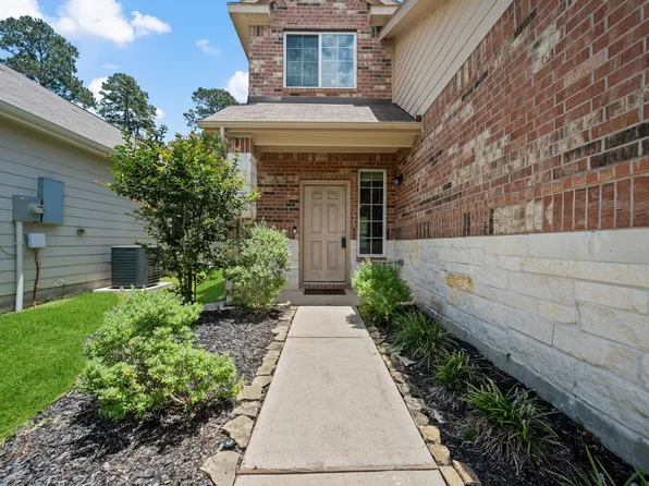 4266 McGregor Bluff Ln, Conroe, TX 77304