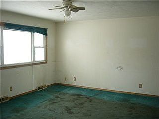 1st image of 510 E 16th St