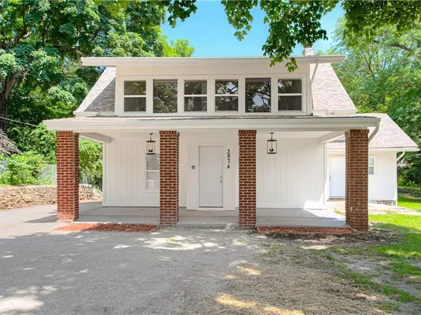 3874 E 63rd St, Kansas City, MO 64130