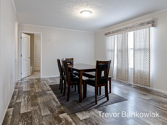 5th image of 14900 Saint Lawrence Dr
