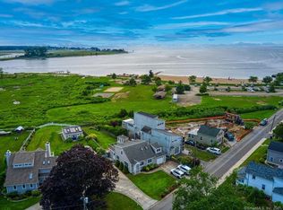 104 Seaside Ave, Guilford, CT 06437