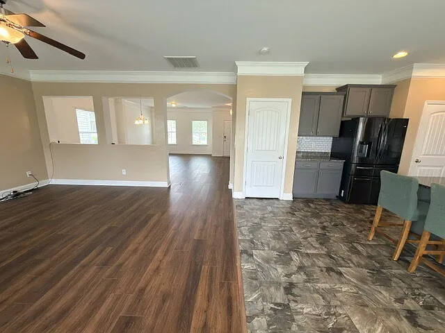 124 Glenellen Rd — Photo 17