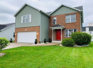 368 Kingsmill Dr, Chesterton, IN 46304