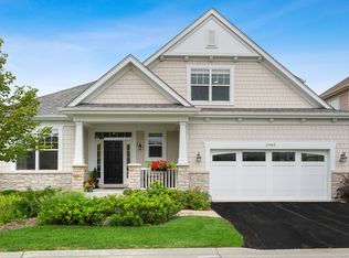 2982 Wilson Ln, Glenview, IL 60026