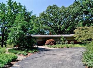 1906 Brown School Rd, Saint Joseph, MI 49085