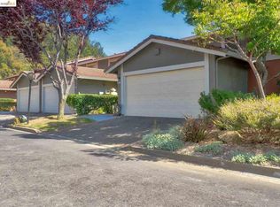 25 Chimney Rock, Oakland, CA 94605