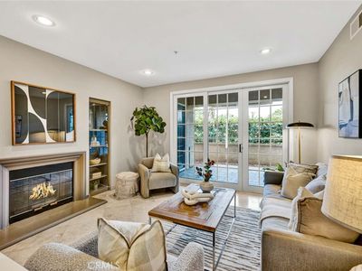 5142 Warner Ave APT 109, Huntington Beach, CA, 92649