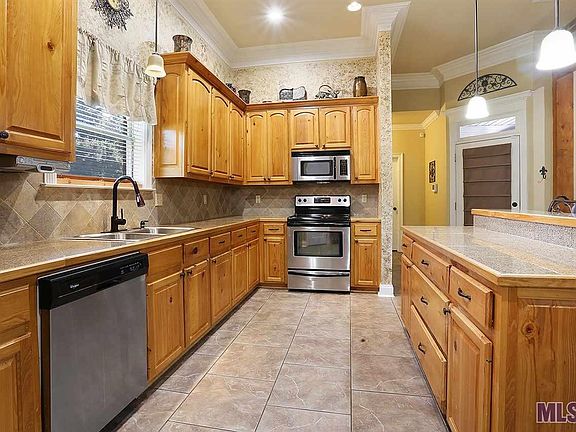 4th image of 10548 Durmast Dr