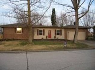 8422 Sycamore Dr, Newburgh, IN 47630