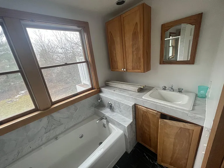 38 Shaw Rd — Photo 52