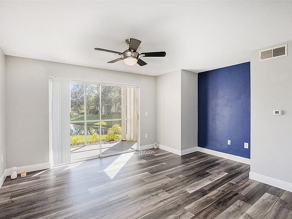 3rd image of 10122 Winsford Oak Blvd APT 408