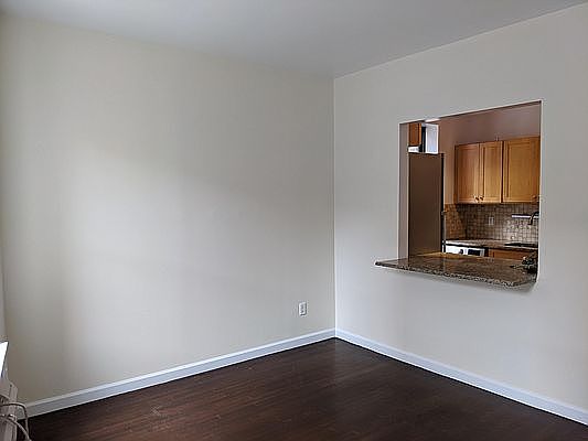 3rd image of 341 Saint Nicholas Ave #31