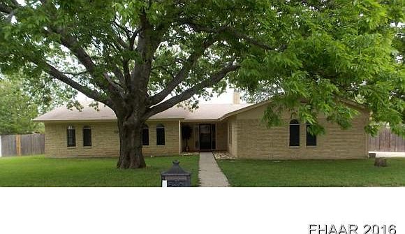 1st image of 1800 Bundrant Dr