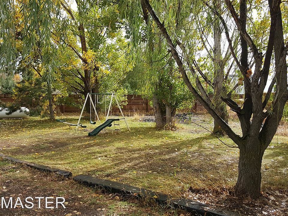 2355 W 3000 N Rexburg ID Zillow