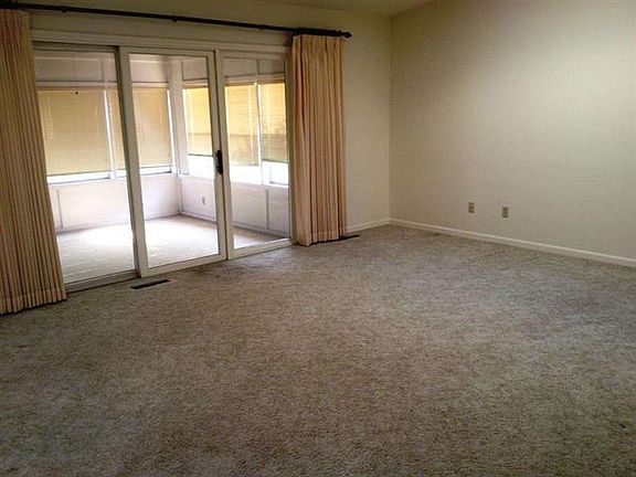 3rd image of 1962 E Farnsworth Dr #A