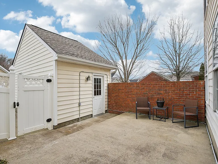 7841 Heaton Way — Photo 36