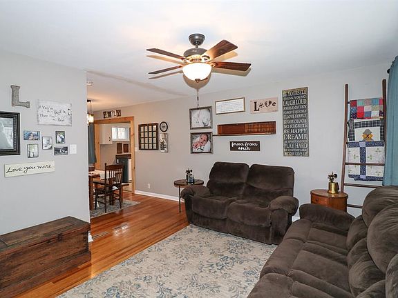 4th image of 974 Haverhill Dr