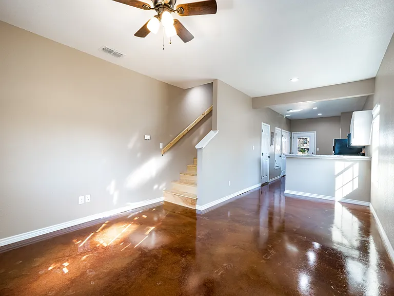 1115 N Paddock St #103 — Photo 1