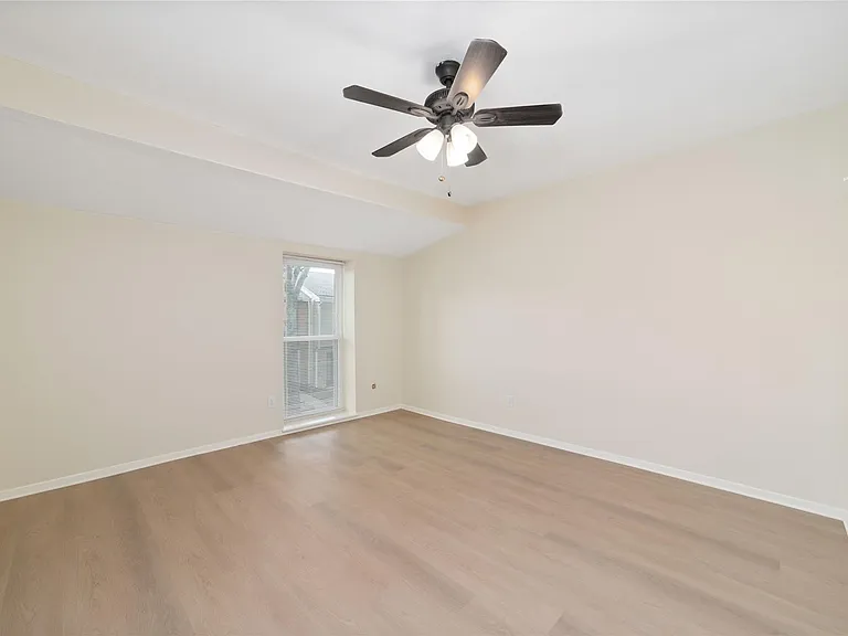 14345 Misty Meadow Ln — Photo 22