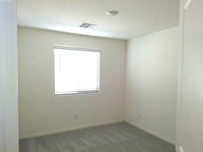 3428 W Rush Ave — Photo 13