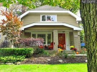 2221 Kerrwood Rd, Cleveland Heights, OH 44118