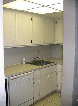 3rd image of 13960 Lake Placid Ct APT C16