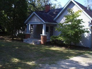 1st image of 323 N Woodlawn Dr