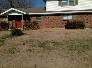 4729 Madella St, Haltom City, TX 76117