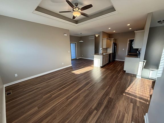 5th image of 1606 W Cobblestone Ct