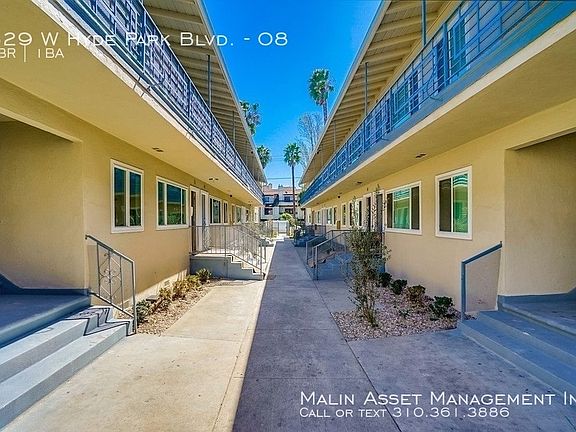 3rd image of 629 W Hyde Park Blvd APT 8