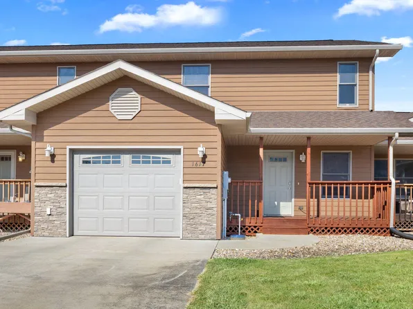 1617 Abbey Rd, Pierre, SD 57501