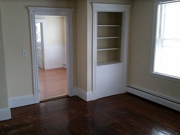5th image of 16 Cloutman St #3
