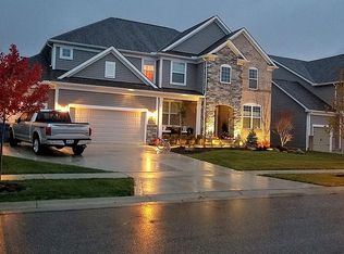 101 Harvester Dr, Akron, OH 44321
