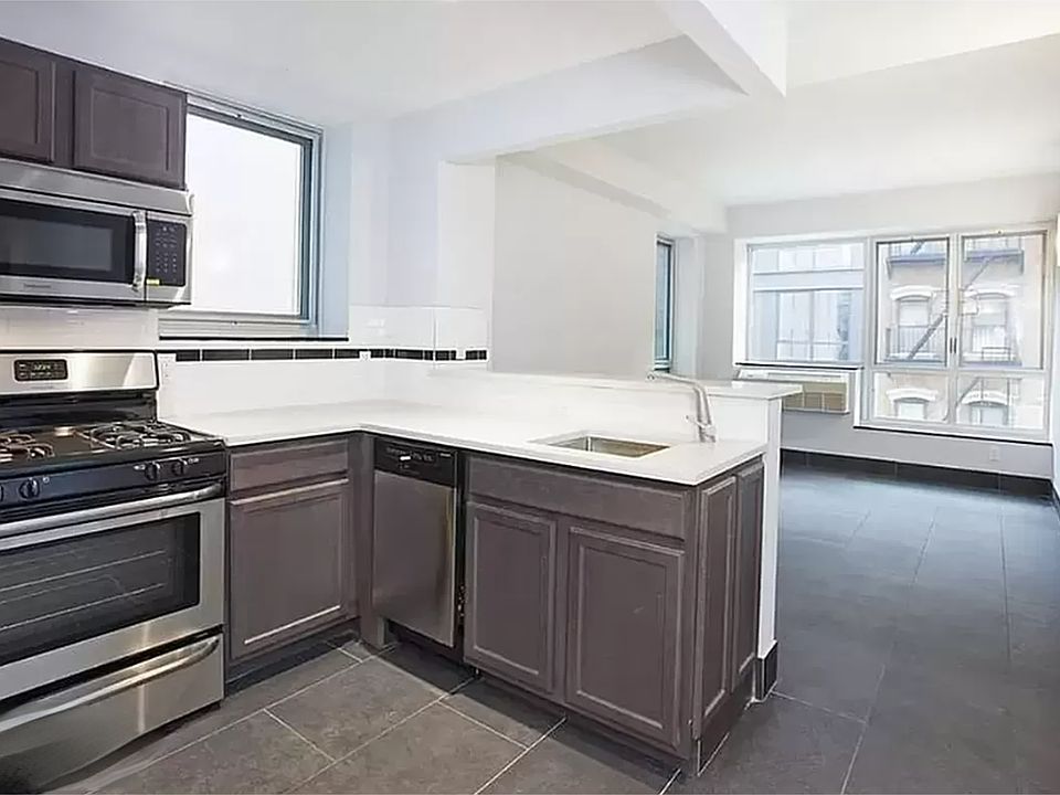 1st image of 164 Attorney St #303