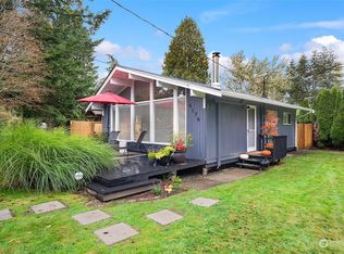 5176 Hazel Ln, Blaine, WA 98230